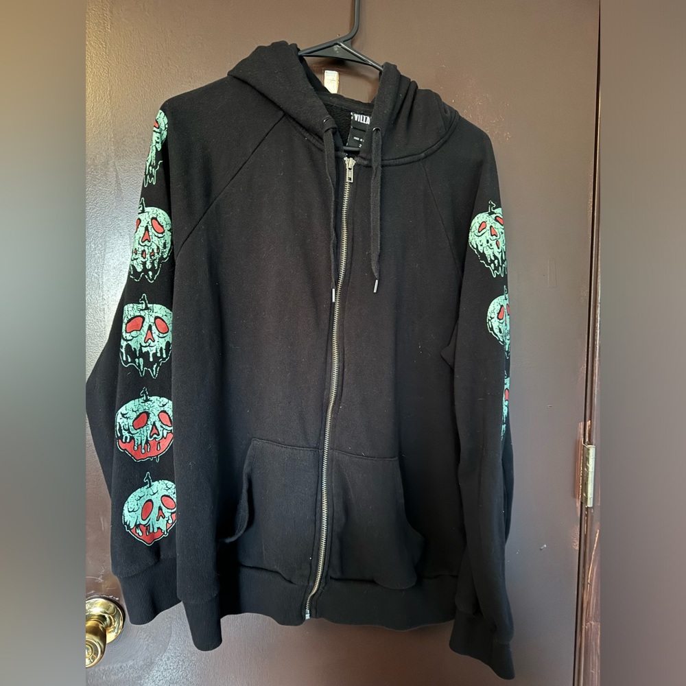 Torrid Disney Villains Evil Queen Poison Apple Zip Up Hoodie 2X